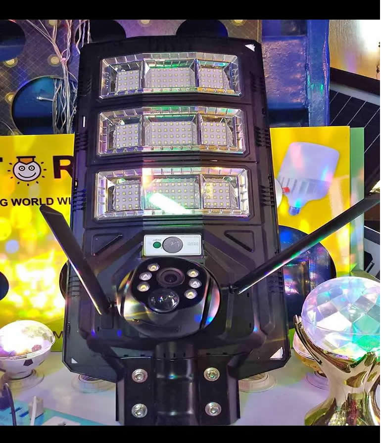 AI Solar Camera + Lights